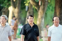 Kl99kl phiên bản hoạt động hưu trí: Đường dài phía trước